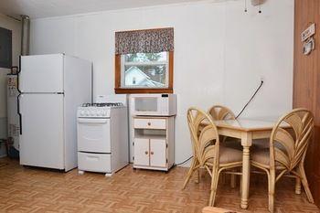 Lucky Horseshoe Cabins Hotel Au Sable Esterno foto